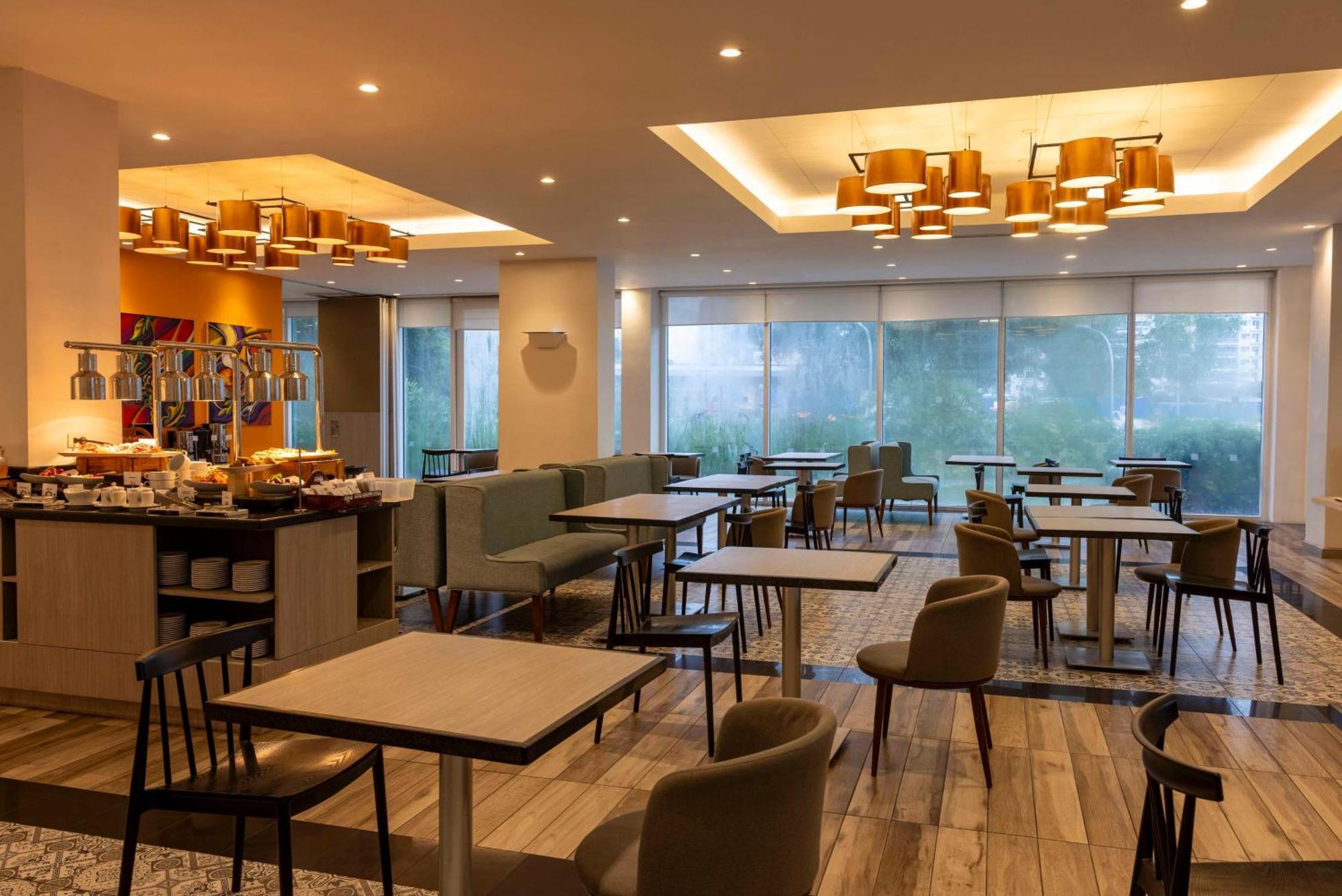Park Inn By Radisson Iloilo المظهر الخارجي الصورة